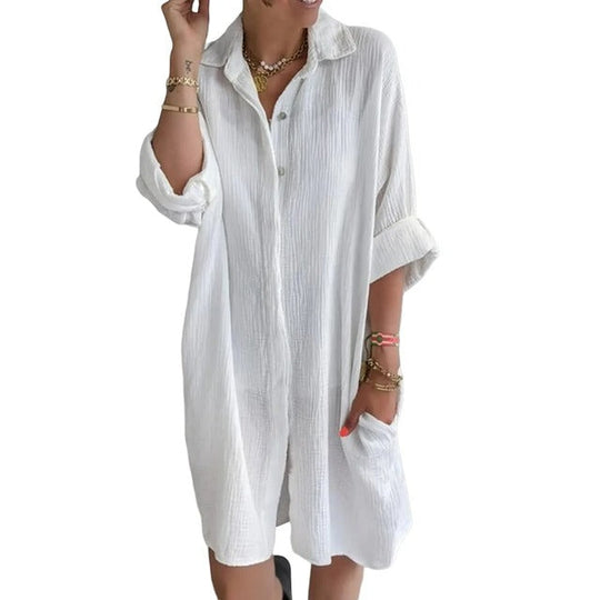 Miniklänning - Enkel blusklänning med halvlånga ärmar, krage och knappar i mitten